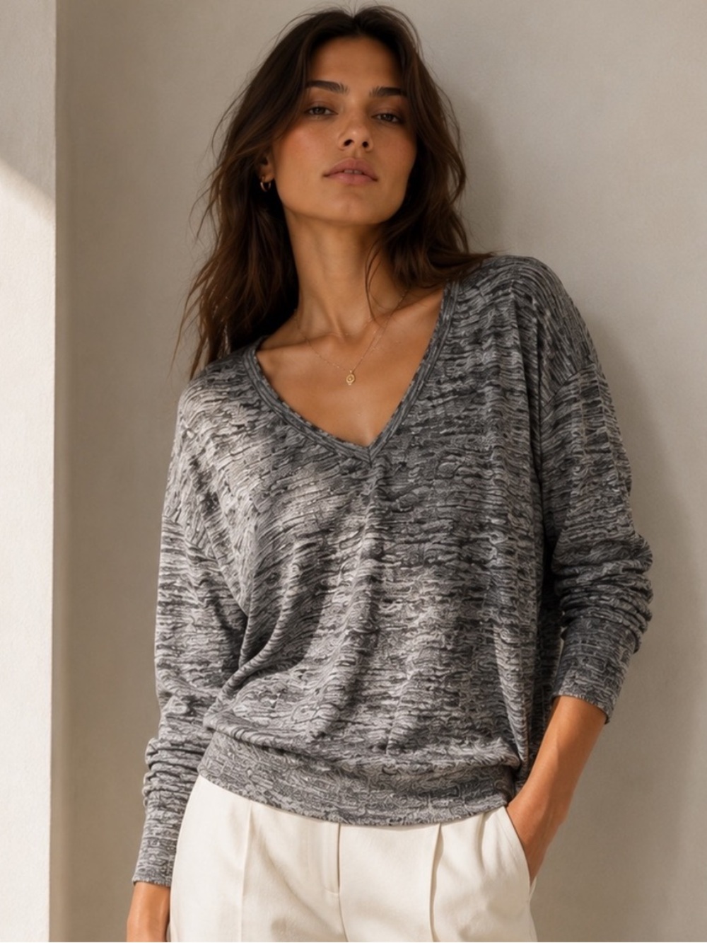 Aritzia Wilfred Free Marled Gray Oversized Banded V-Neck Knit Top Small